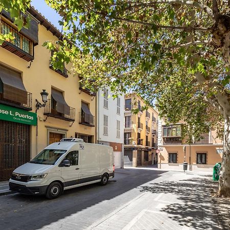 Dreaming Apartment Dona Luisa - Free Parking Granada Bagian luar foto