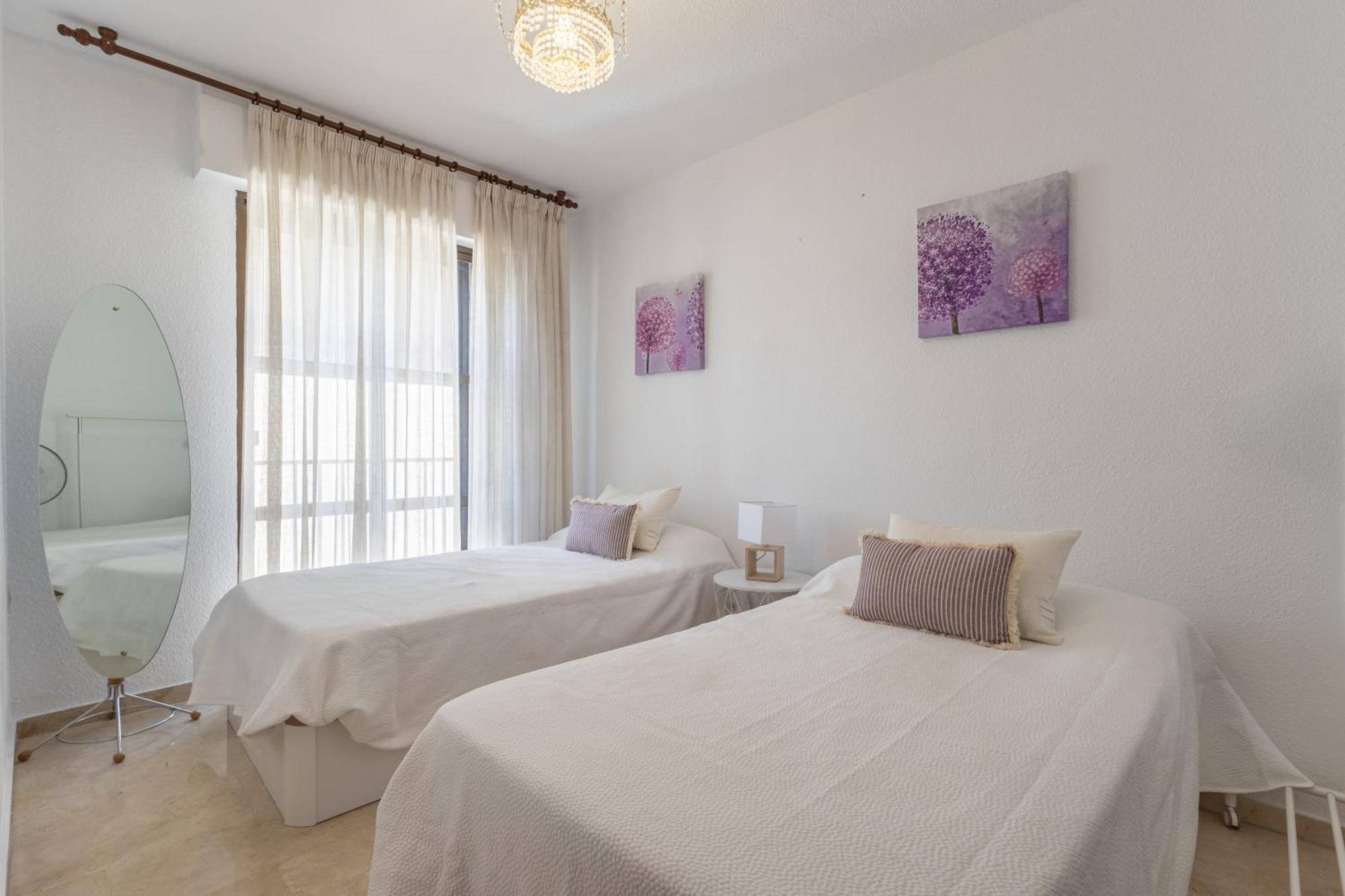 Dreaming Apartment Dona Luisa - Free Parking Granada Bagian luar foto